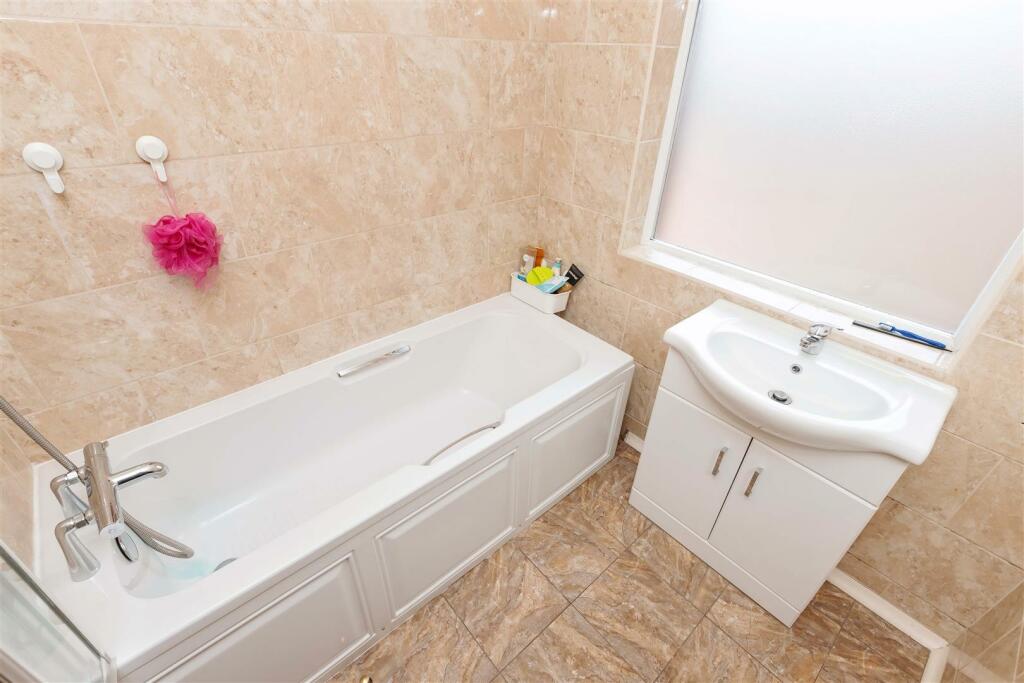 Additional property image - Cissbury Gardens, Worthing