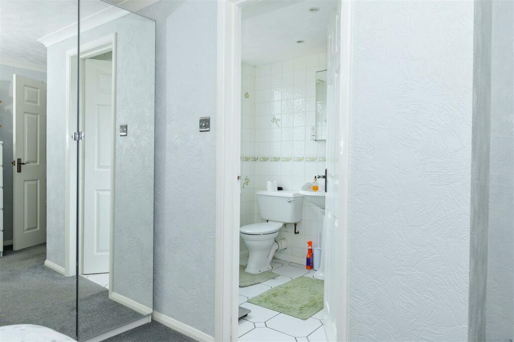 Additional property image - Cissbury Gardens, Worthing