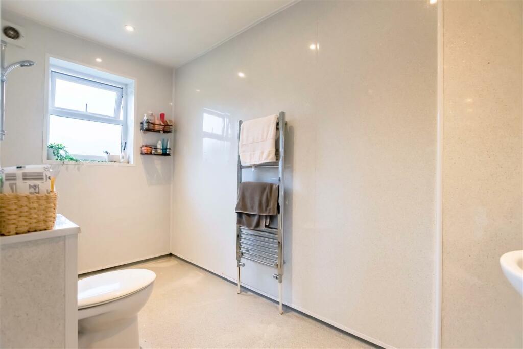 Additional property image - Cissbury Gardens, Worthing