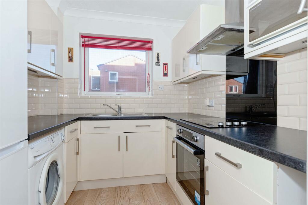 Additional property image - Heene Road, Worthing
