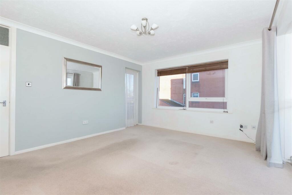 Additional property image - Heene Road, Worthing