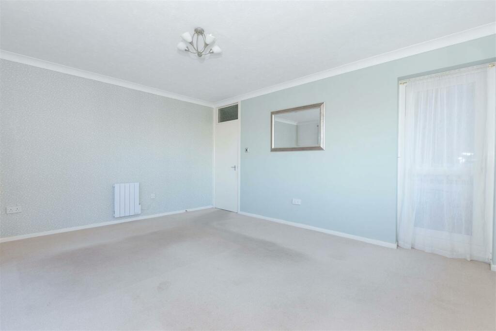 Additional property image - Heene Road, Worthing