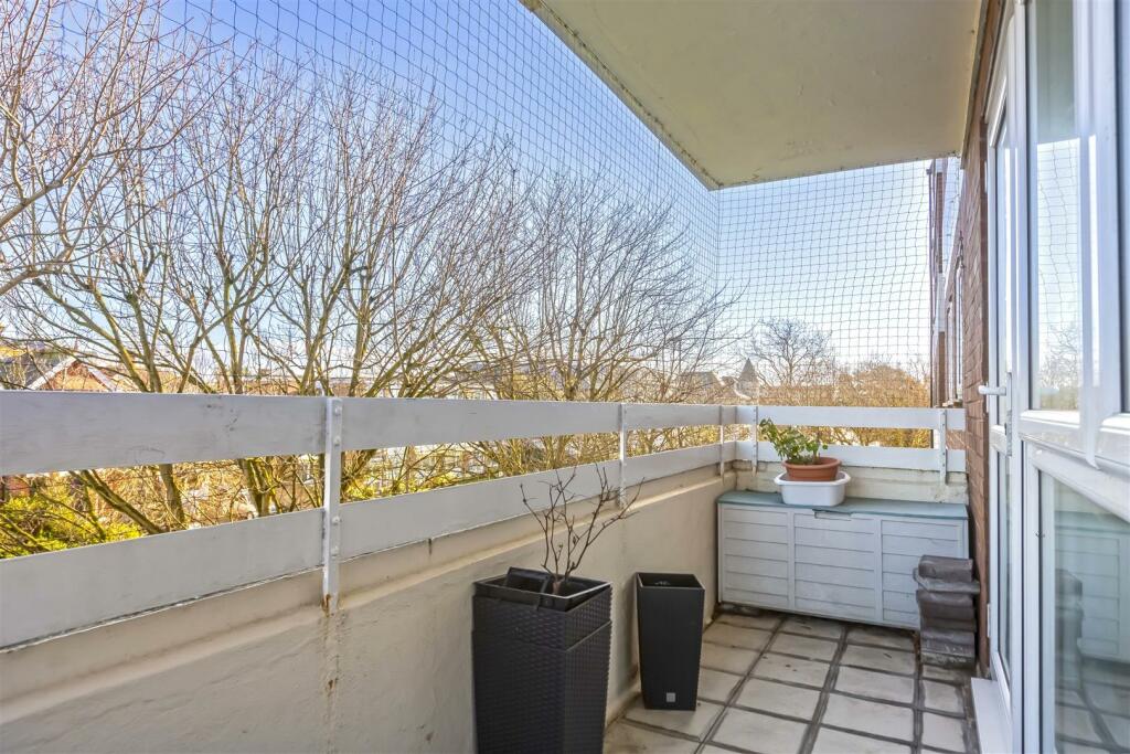 Additional property image - Heene Road, Worthing