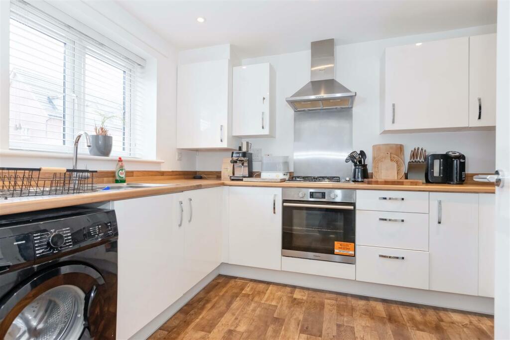 Additional property image - Water Lily Way, Worthing