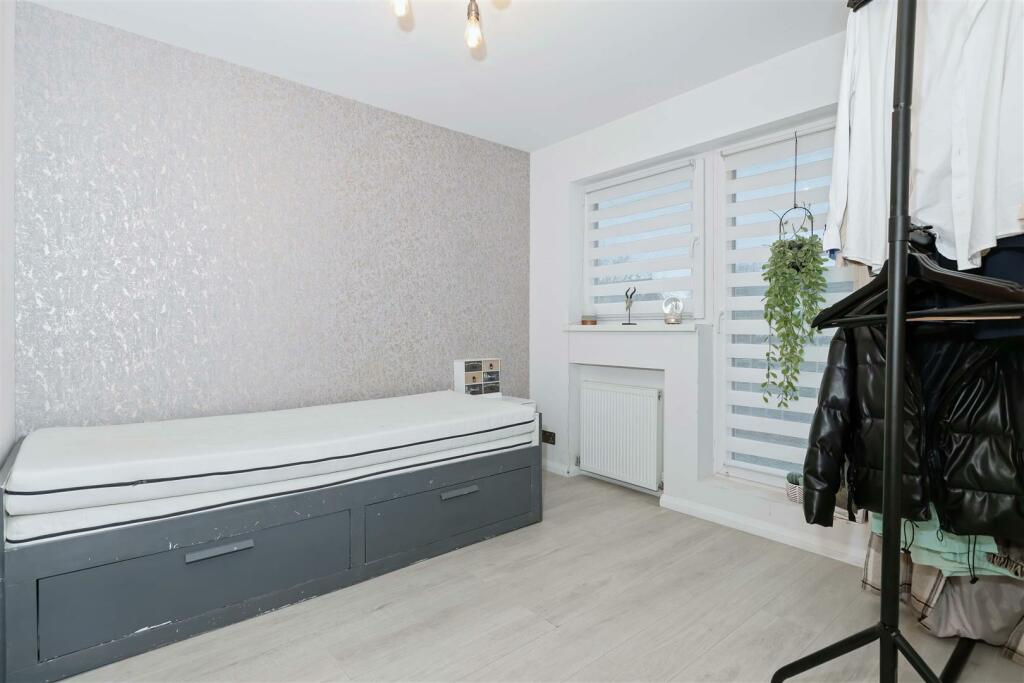 Additional property image - Sherbrooke Close, Worthing