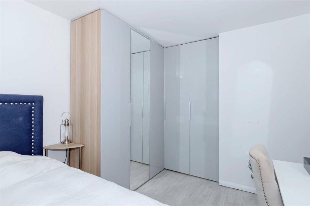 Additional property image - Sherbrooke Close, Worthing