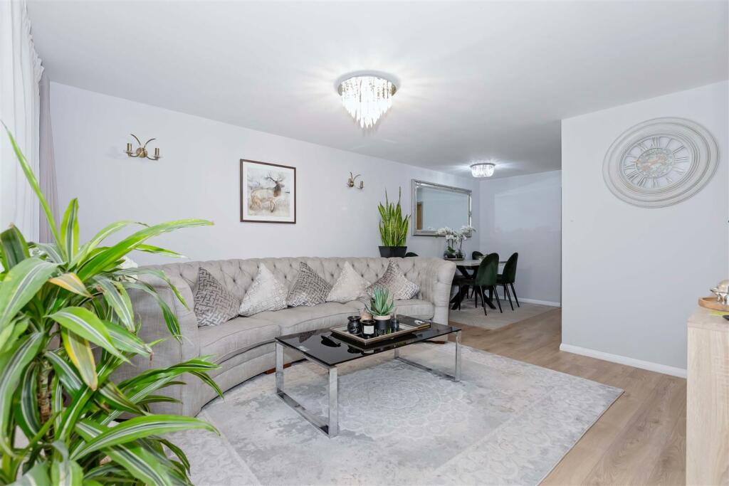 Additional property image - Sherbrooke Close, Worthing