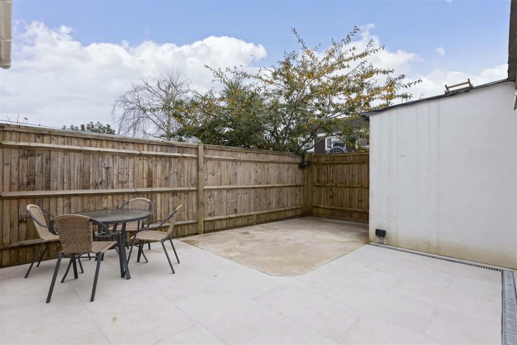 Additional property image - Sherbrooke Close, Worthing