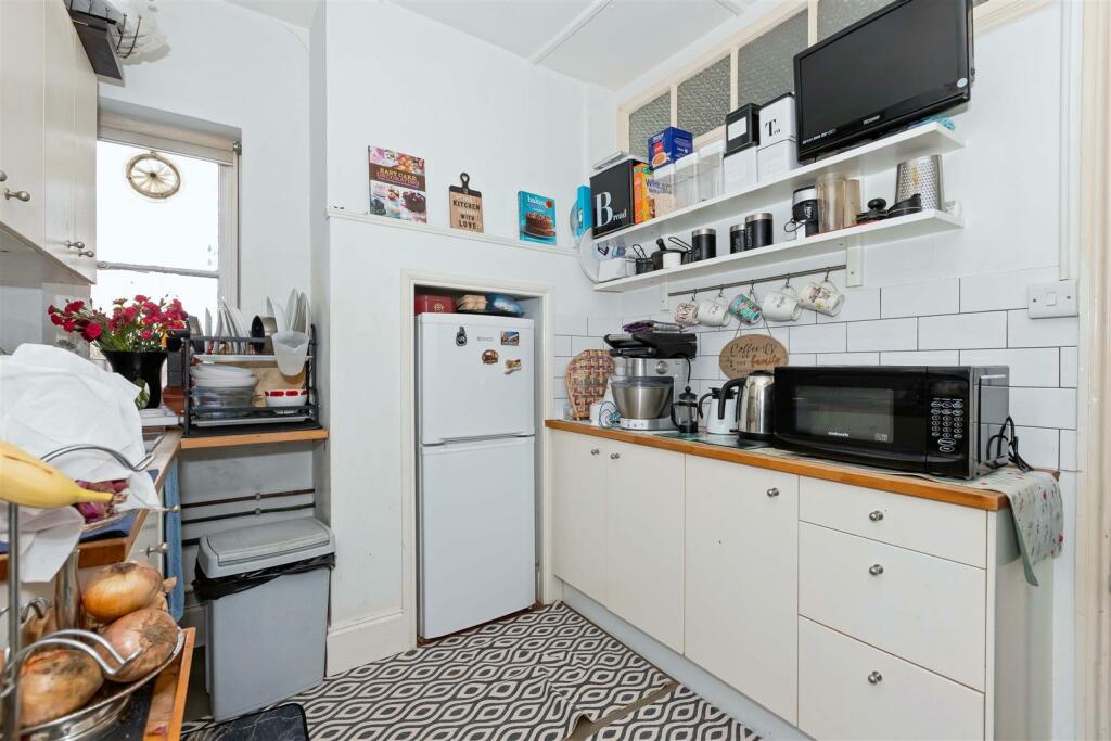 Additional property image - Richmond Road, Worthing