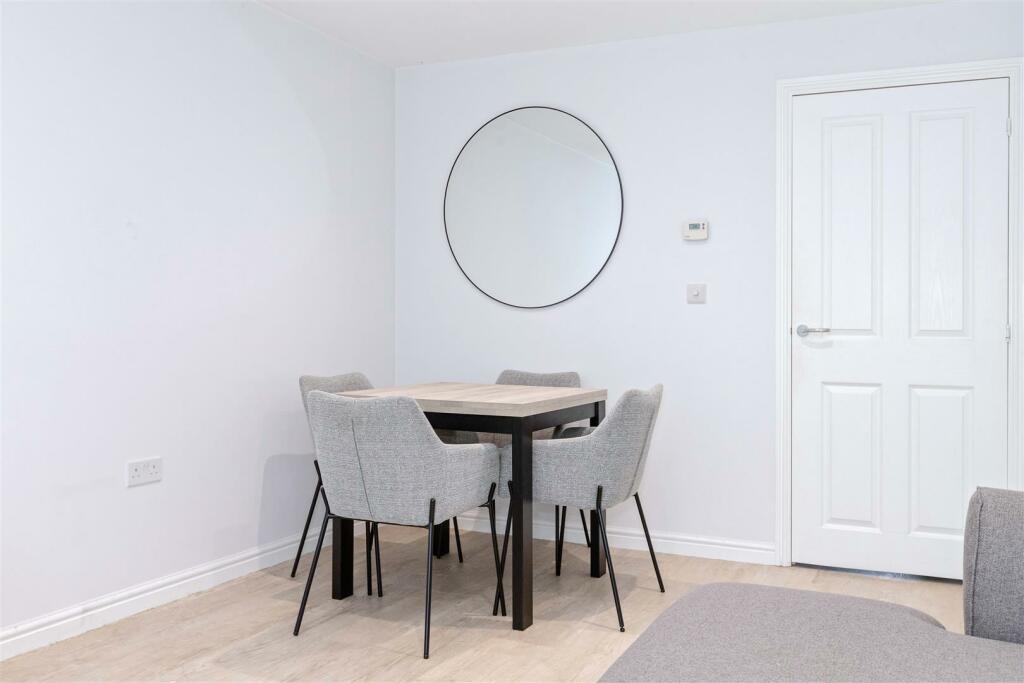 Additional property image - Iris Close, Worthing