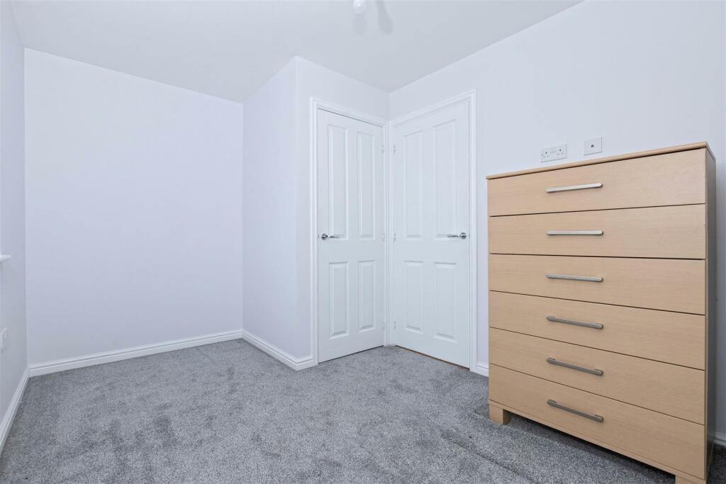 Additional property image - Iris Close, Worthing