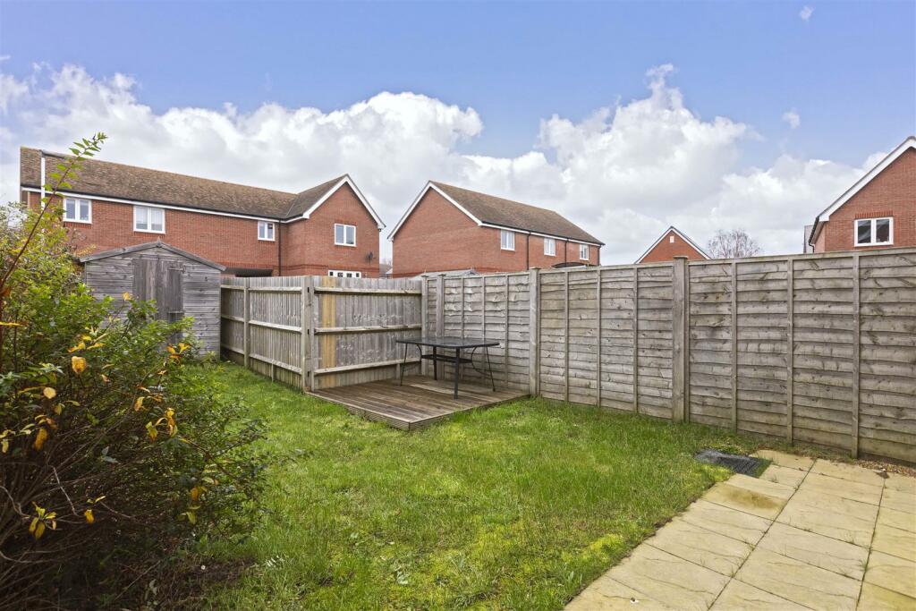 Additional property image - Iris Close, Worthing
