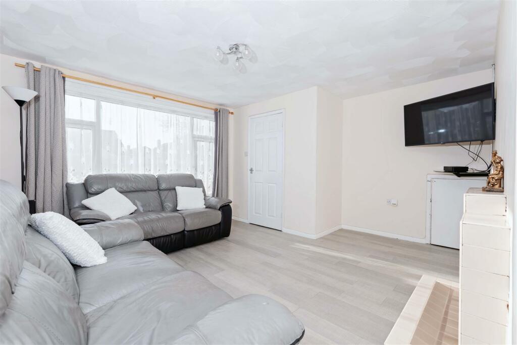 Additional property image - Meadow Road, Worthing