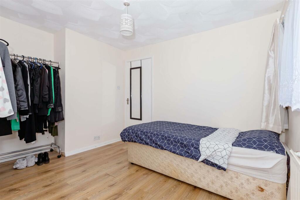 Additional property image - Meadow Road, Worthing