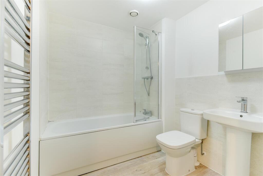 Additional property image - Narcissus Rise, Worthing