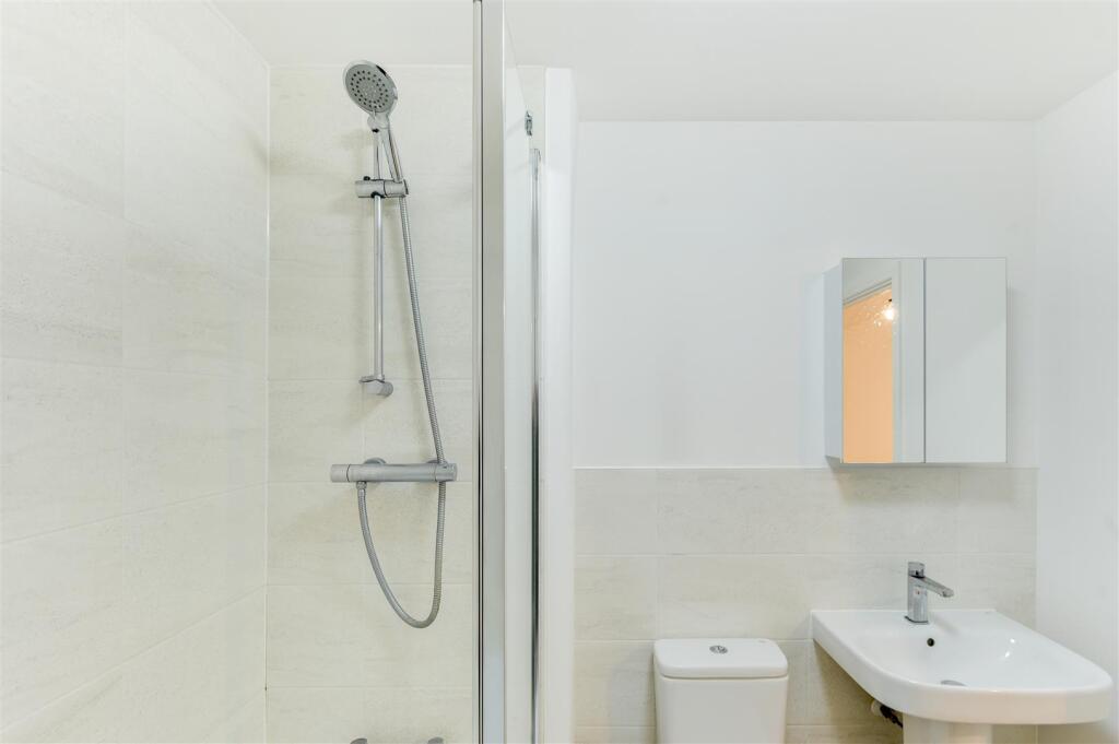 Additional property image - Narcissus Rise, Worthing