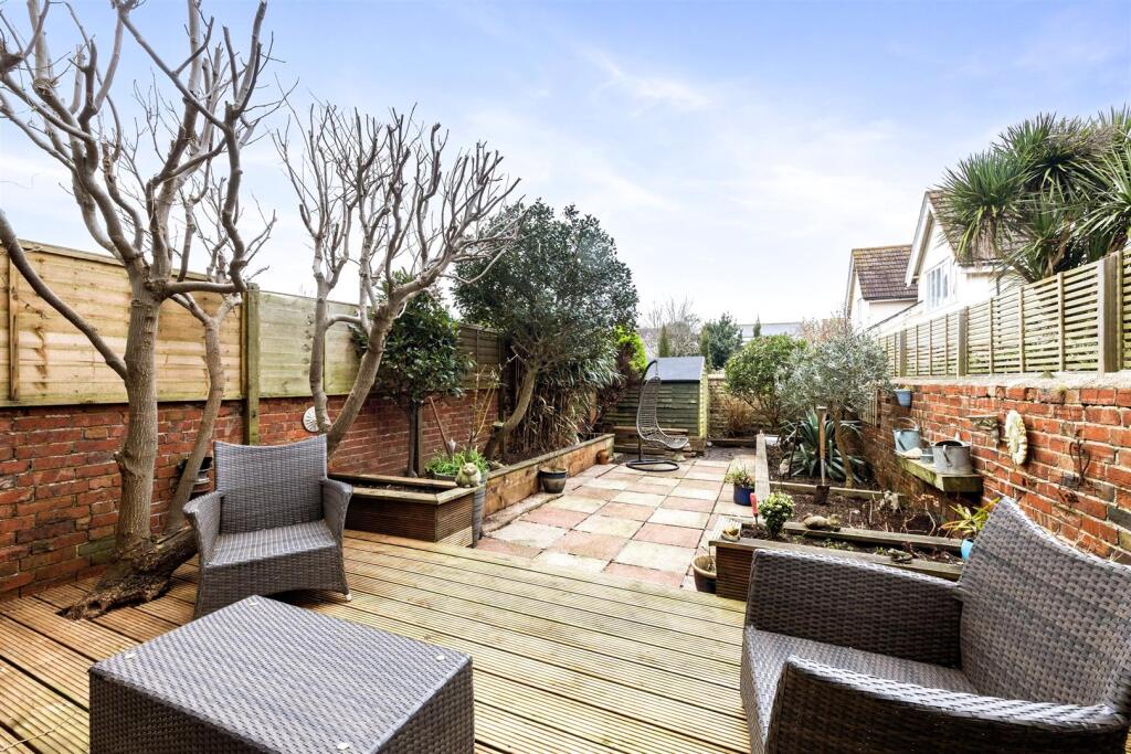 Additional property image - Navarino Road, Worthing