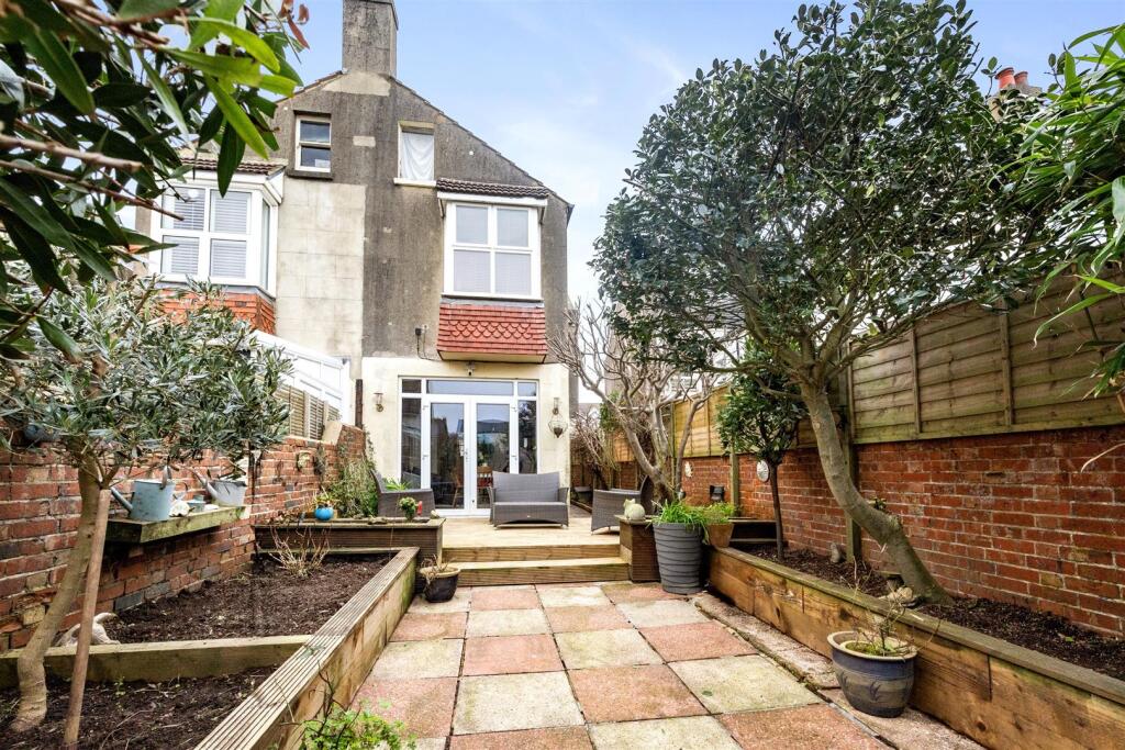 Additional property image - Navarino Road, Worthing