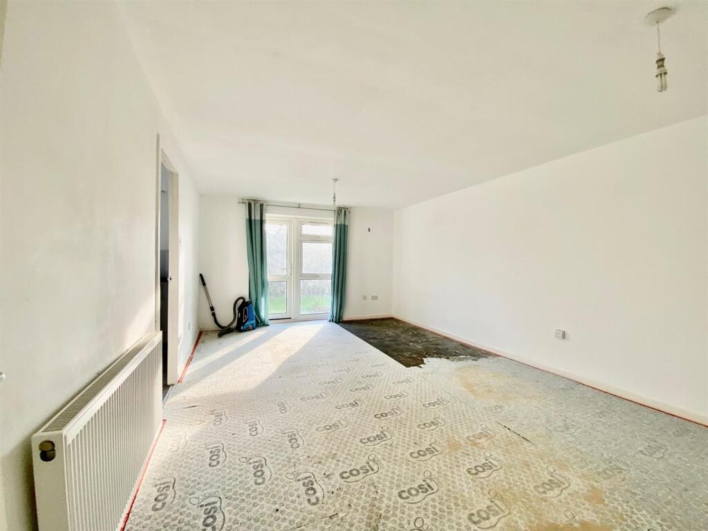 Additional property image - Littlehampton Road, Worthing