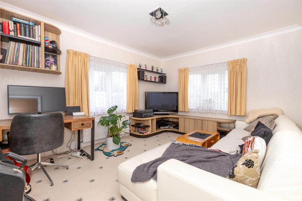 Additional property image - Salvington Hill, Worthing