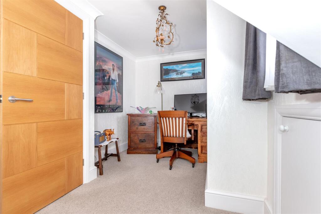 Additional property image - Salvington Hill, Worthing