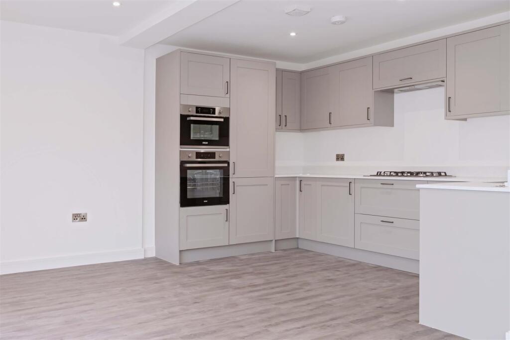 Additional property image - Wiston Avenue, Worthing