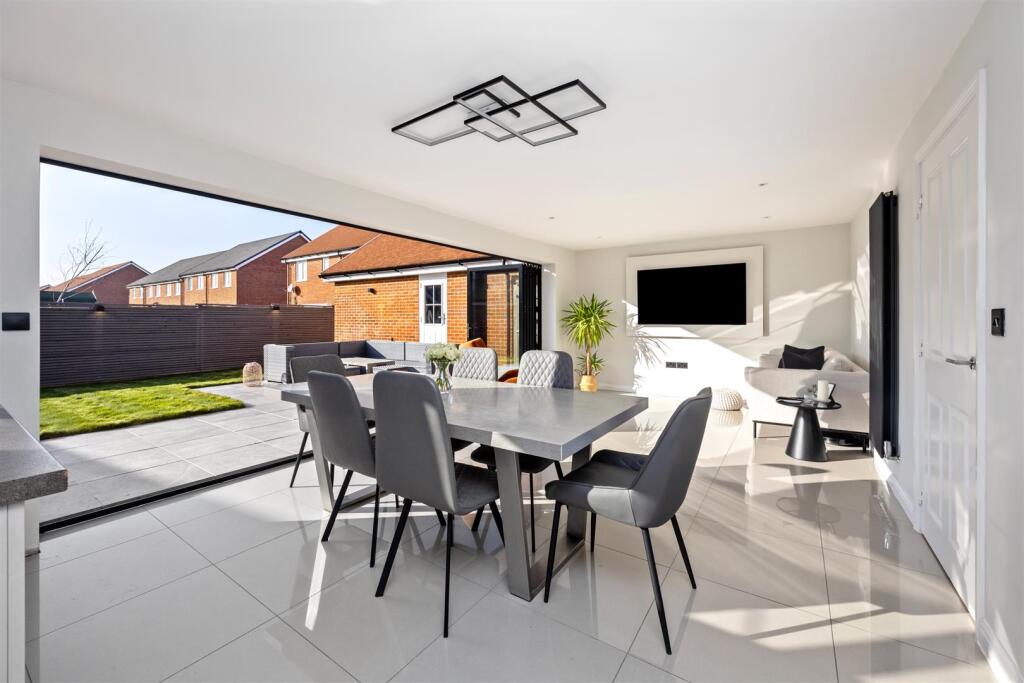 Additional image 5 of Geranium Drive, Worthing