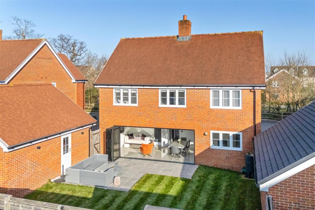 Additional image 23 of Geranium Drive, Worthing