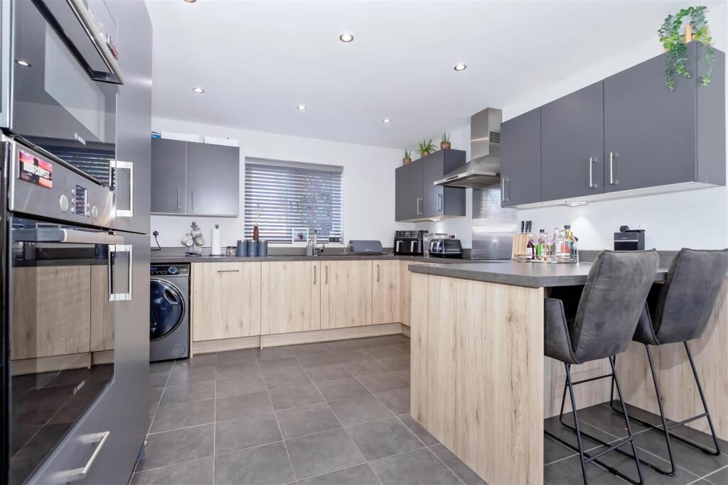 Additional image 5 of Weald Place, Worthing