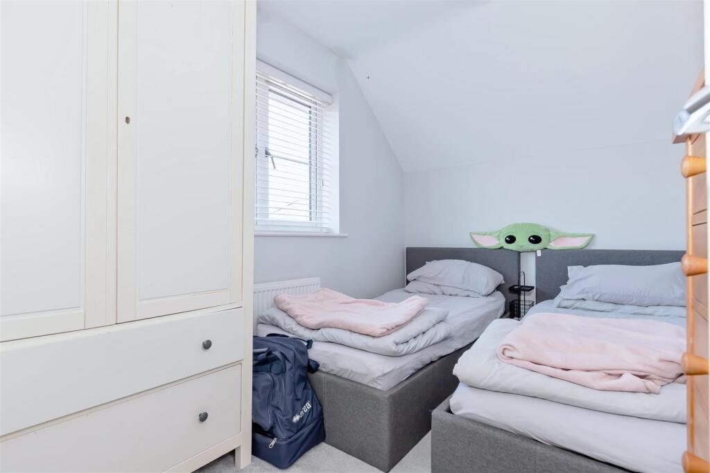 Additional image 16 of Weald Place, Worthing