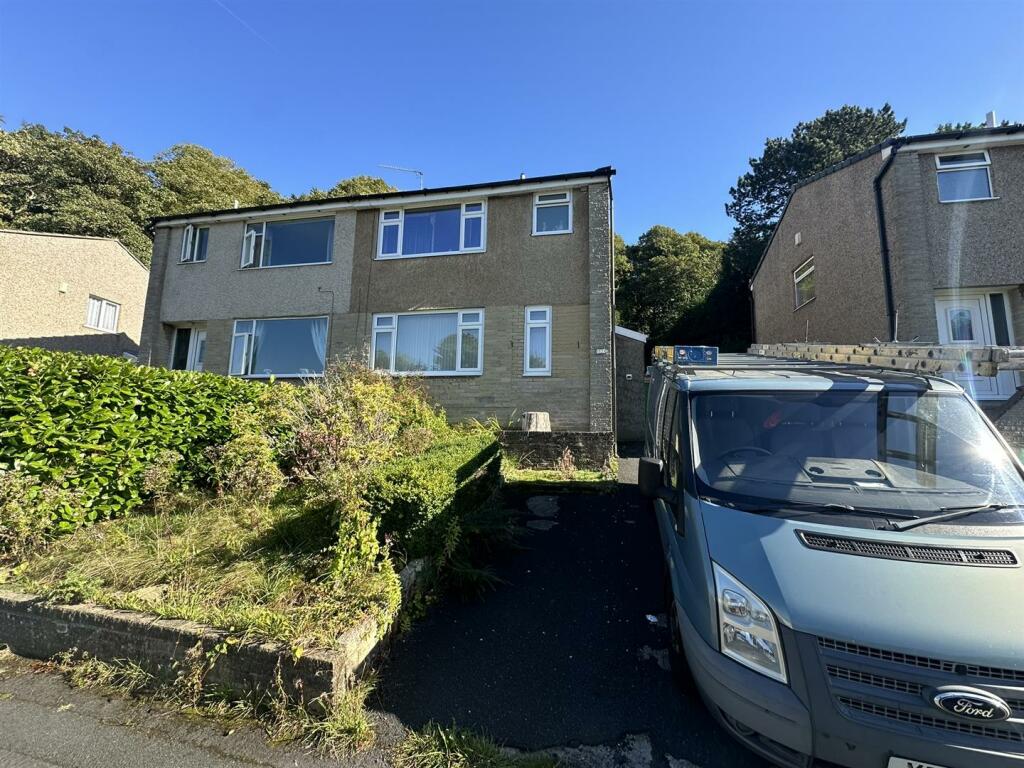 Additional property image - Woodworth Grove, Keighley