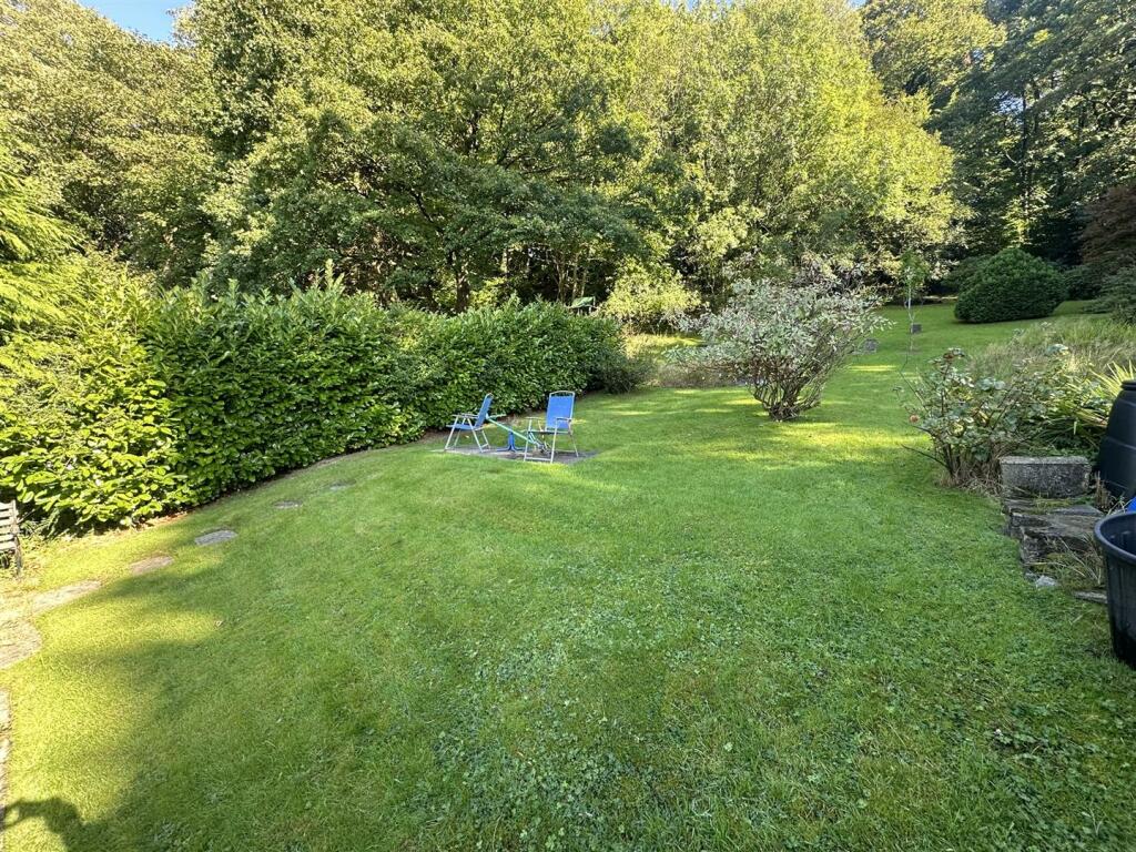 Additional property image - Woodworth Grove, Keighley