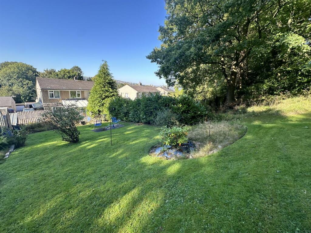 Additional property image - Woodworth Grove, Keighley