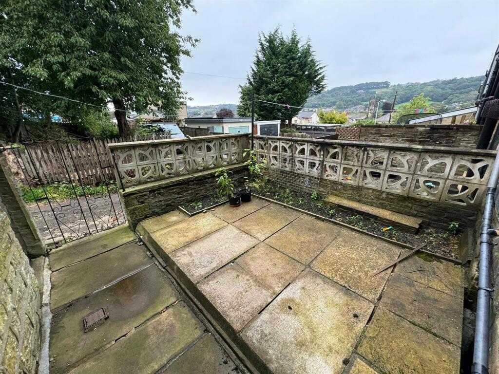 Additional property image - Broomhill Avenue