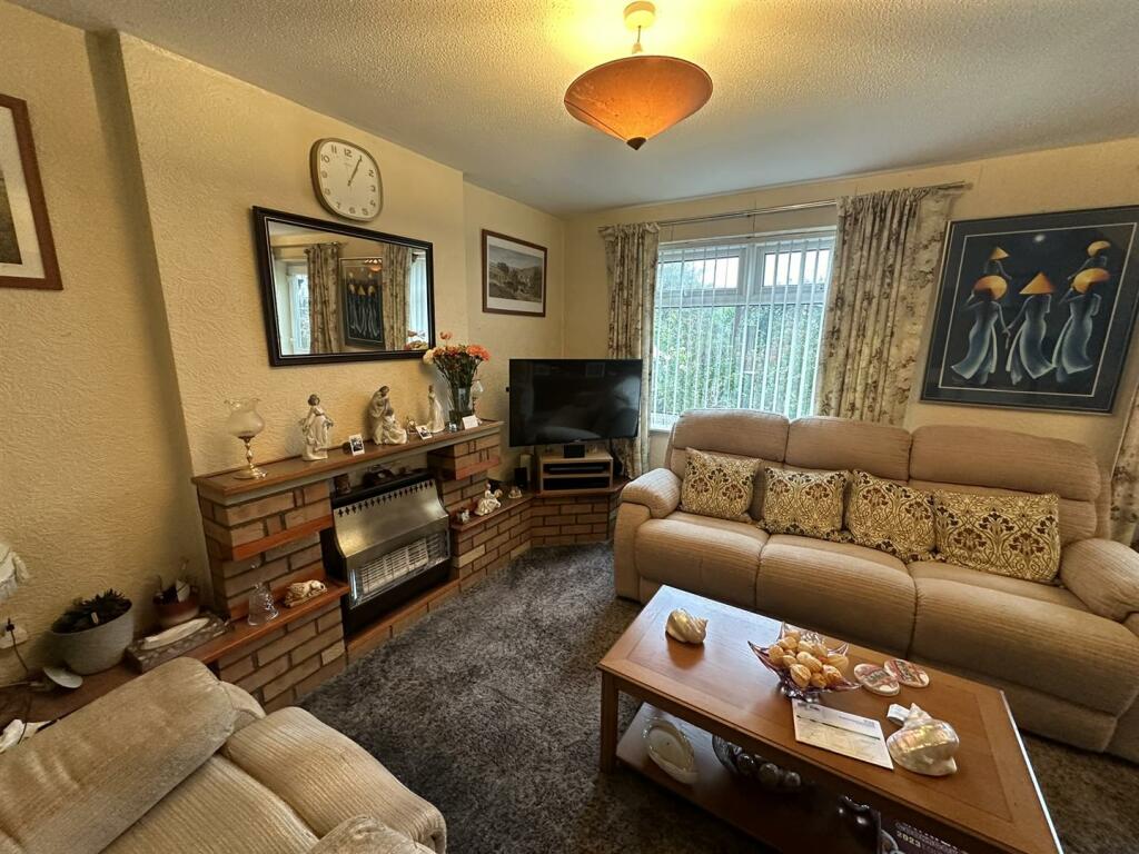 Additional property image - Ullswater Drive, Bradford