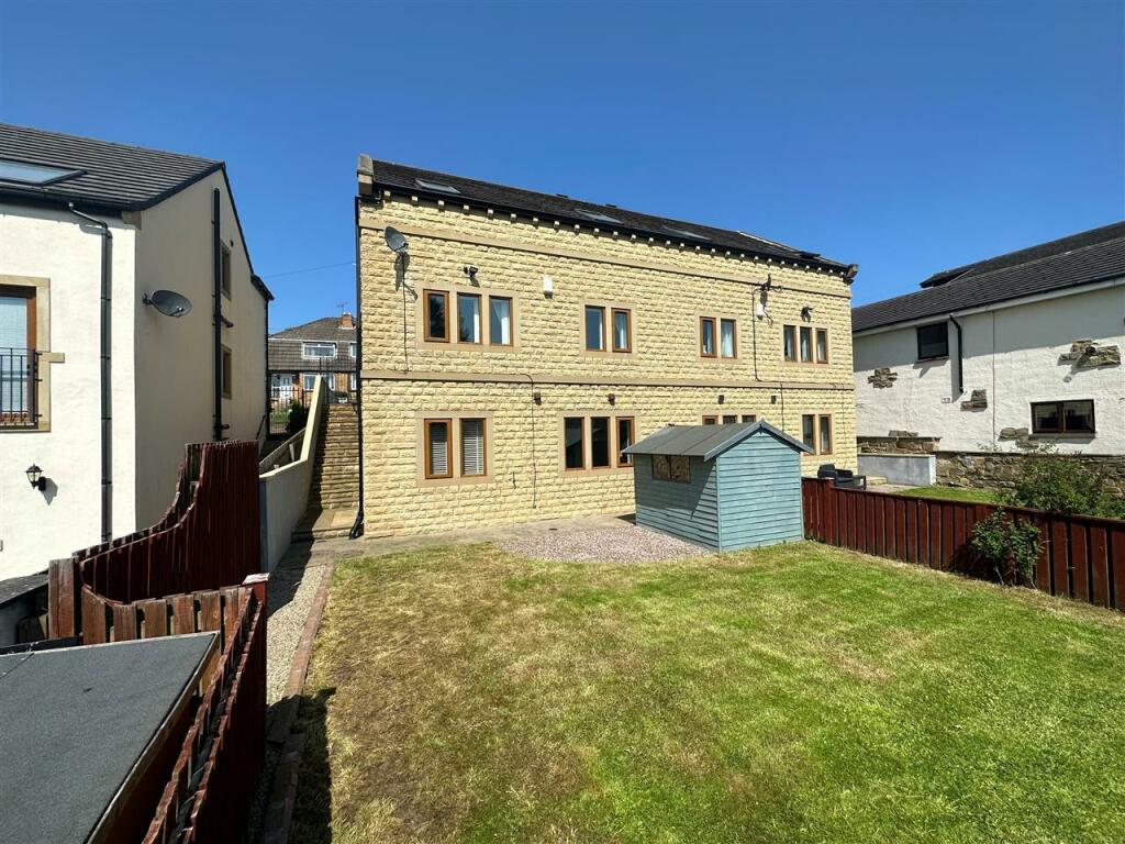 Additional property image - Carr Lane
