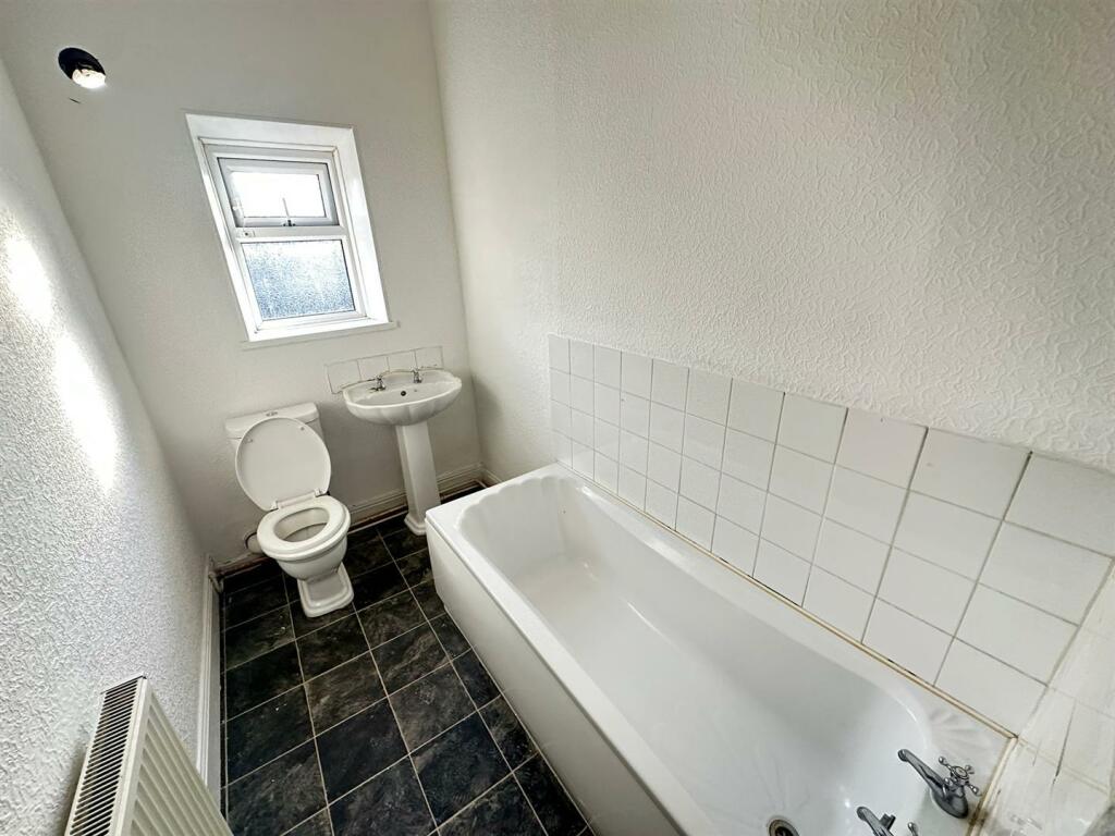 Additional property image - Stephenson Street, Bradford