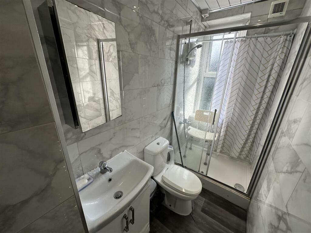 Additional property image - Selborne Grove, Keighley