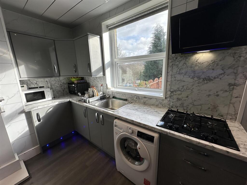 Additional property image - Selborne Grove, Keighley