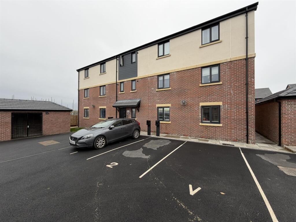 Main image of property: Howley Avenue, Churwell, Morley, Leeds