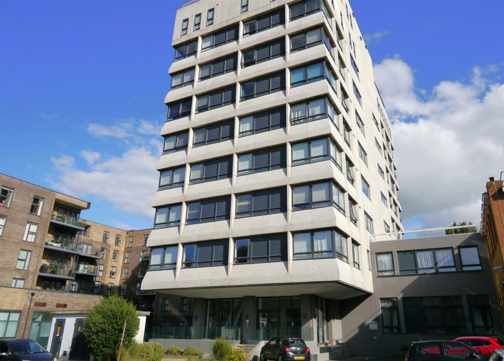 Additional property image - Skyline Apartments,The Causeway