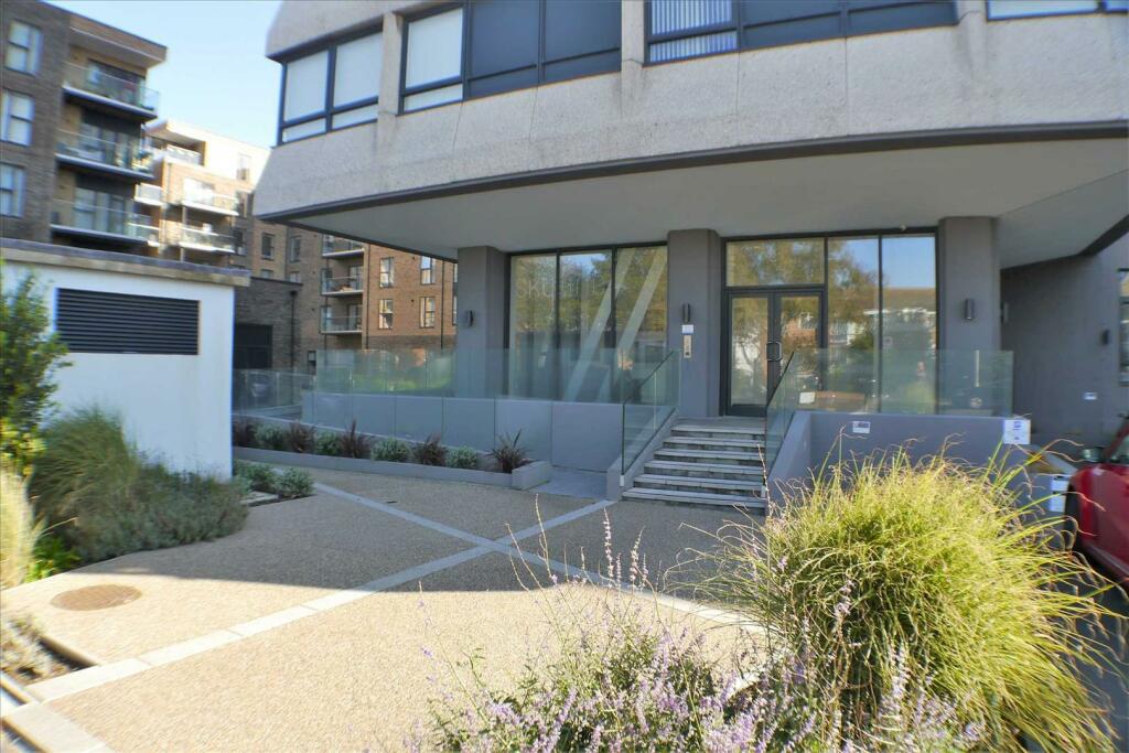 Additional property image - Skyline Apartments,The Causeway