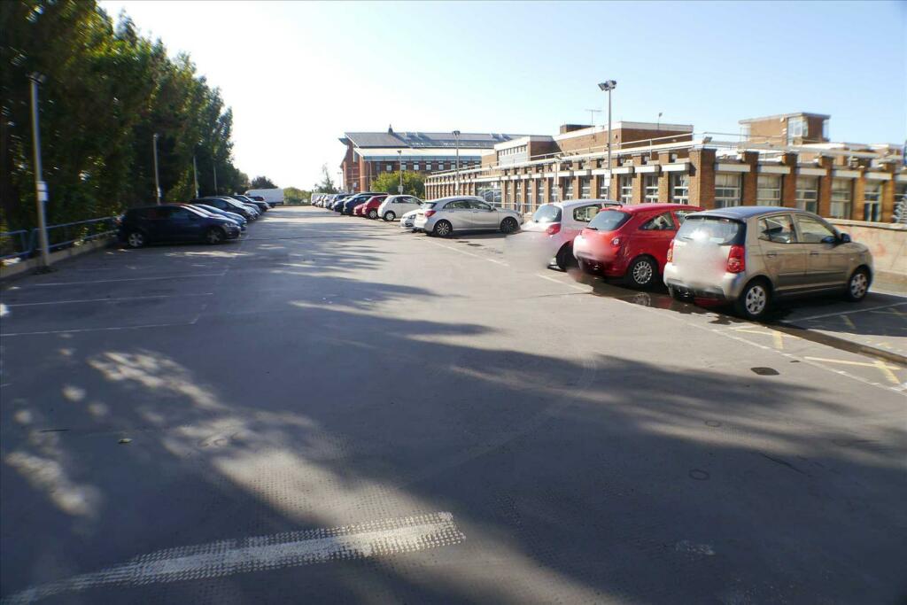 Additional property image - Skyline Apartments,The Causeway