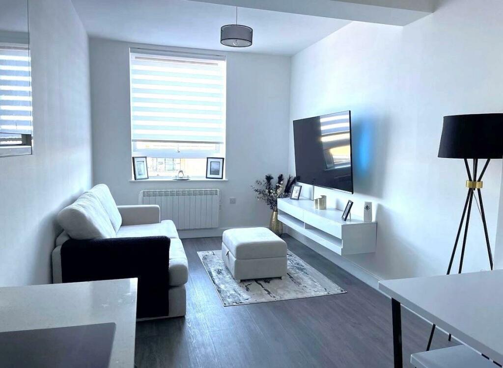 Additional property image - Skyline Apartments,The Causeway
