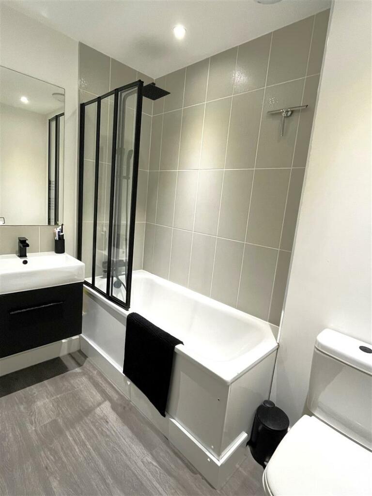 Additional property image - Skyline Apartments,The Causeway
