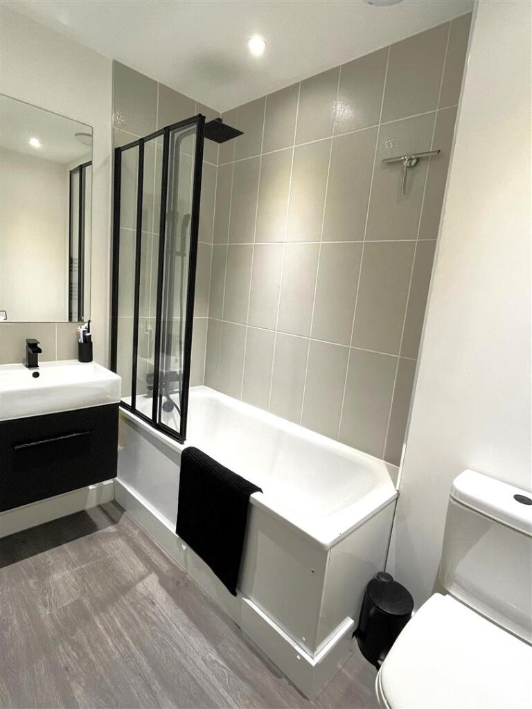 Additional image 3 of Skyline Apartments,The Causeway