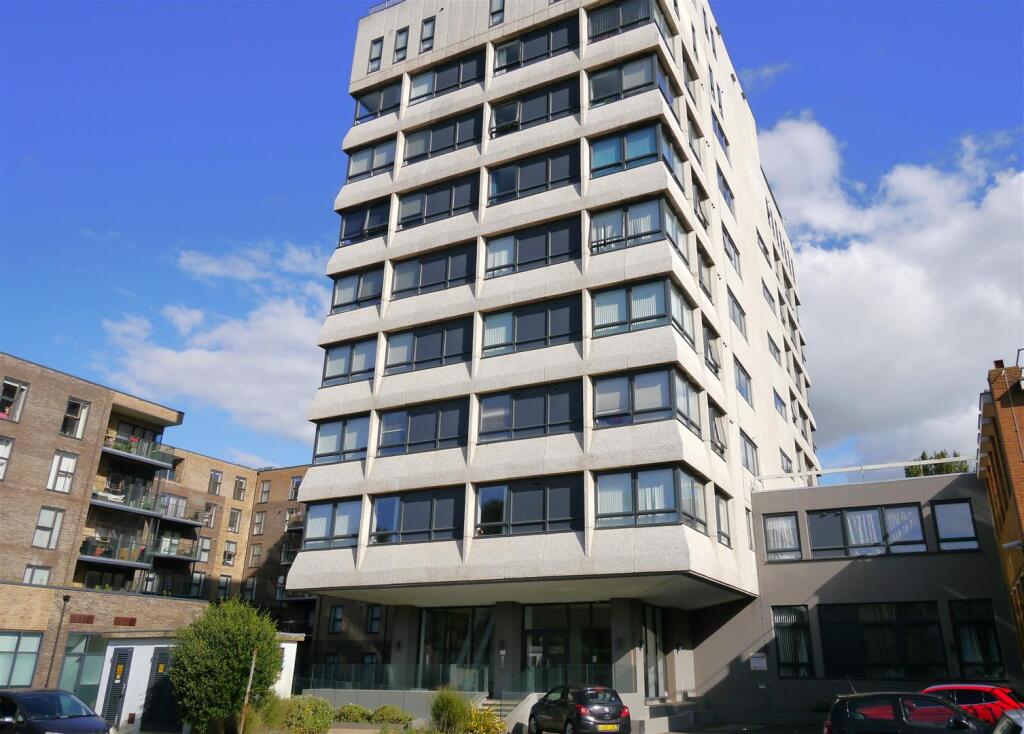 Additional image 4 of Skyline Apartments,The Causeway