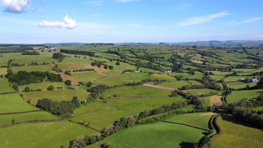 1 bedroom detached house for sale in Crai, Brecon, Powys, LD3