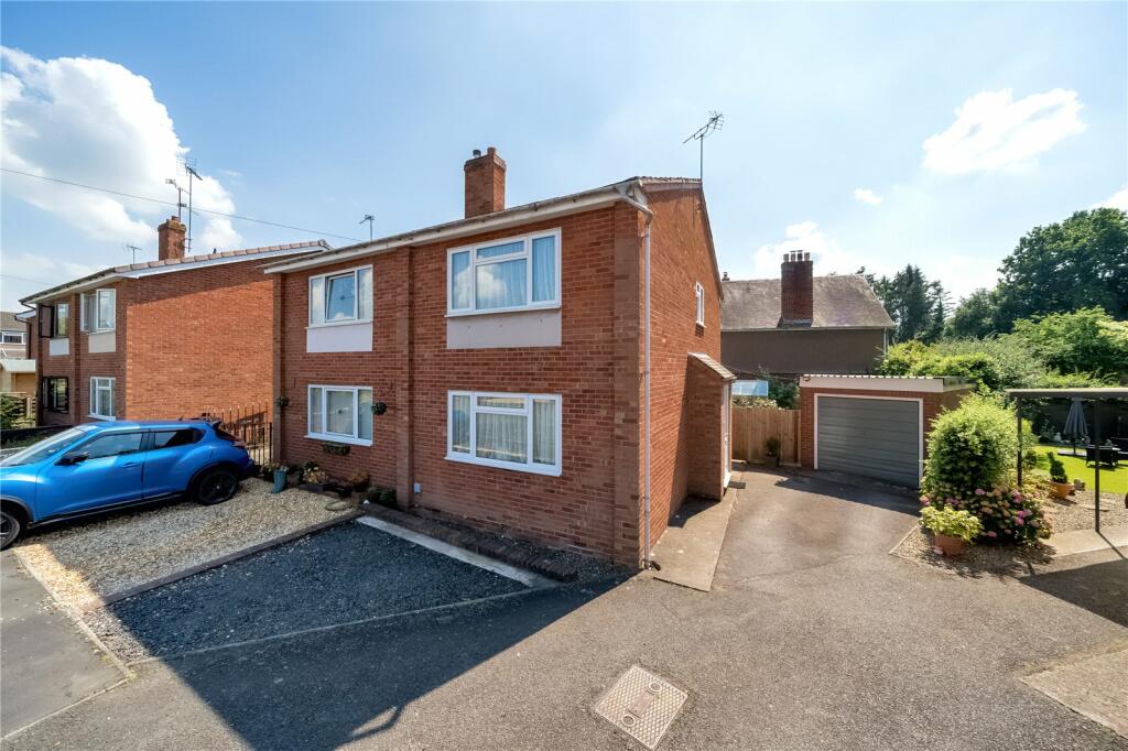 3 bedroom semidetached house for sale in Livesey Avenue, Ludlow