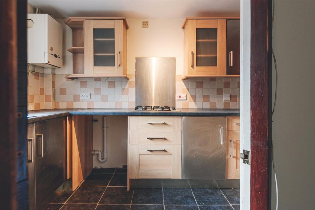 3 bedroom terraced house for sale in Hill View Close, Newtown, Powys, SY16